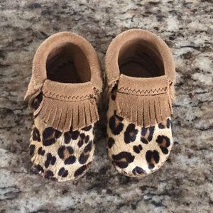 Minnetonka leopard print moccasins